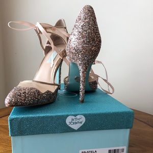Betsy Johnson Rose Gold glitter heels